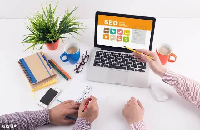 刘宪华躺着开唱爽到谁了